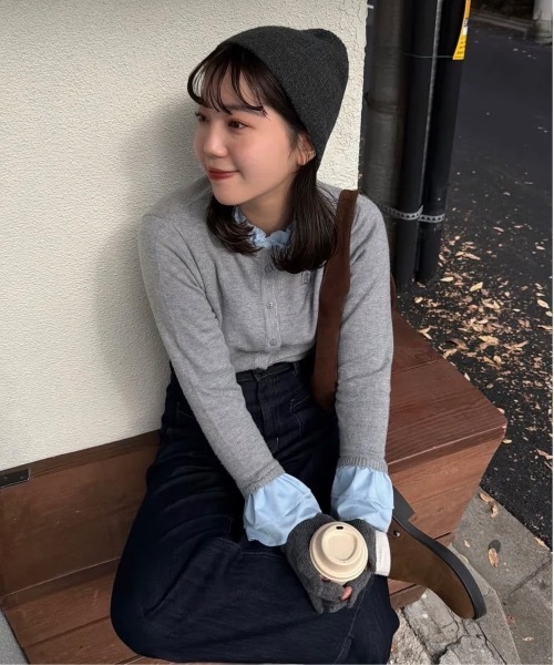 lawgy(ラウジー)の「shirt frill docking embroidery cardigan / シャツフリルドッキングエンブロイダリーカーディガン(カーディガン/ボレロ・レディース・ホワイト/ブラウン/グレー・FREE)」の14枚目の写真