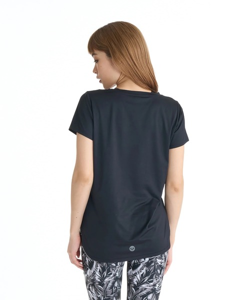ROXY（ロキシー）の「ROXY ウィメンズ FITNESS GLOW YOUR WAY S/S TE Tシャツ 【2026年春夏モデル】/ロキシーUVカット速乾半袖Tシャツ（Tシャツ/カットソー・レディース・ブラック/ピンク/ミント/ホワイト・SMALL/MEDIUM/LARGE）」の5枚目の写真