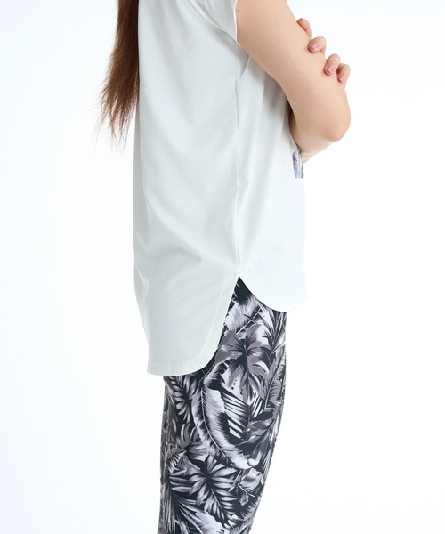ROXY（ロキシー）の「ROXY ウィメンズ FITNESS GLOW YOUR WAY S/S TE Tシャツ 【2026年春夏モデル】/ロキシーUVカット速乾半袖Tシャツ（Tシャツ/カットソー・レディース・ブラック/ピンク/ミント/ホワイト・SMALL/MEDIUM/LARGE）」の14枚目の写真