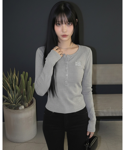 muahmuah（ムーアムーア）の「ヘンリーネックストライプステッチTシャツ[6色]（Tシャツ/カットソー・レディース・アイボリー/ブラック/グレー/ブルー/ブラウン/クリーム・FREE）」の21枚目の写真
