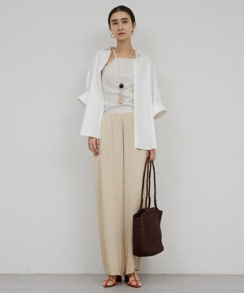 GALLARDAGALANTE(ガリャルダガランテ)の「ハーフスリーブシャツ(シャツ/ブラウス・レディース・グレイッシュベージュ/サックスブルー/ホワイト/ネイビー・FREE)」の12枚目の写真