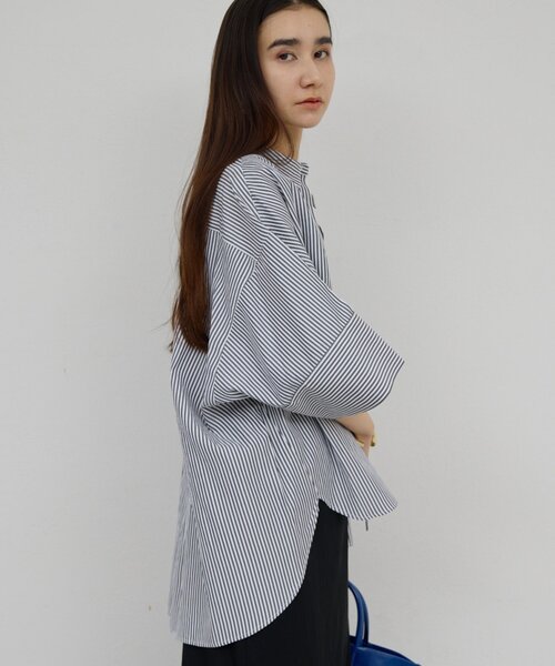 GALLARDAGALANTE（ガリャルダガランテ）の「ハーフスリーブシャツ（シャツ/ブラウス・レディース・グレイッシュベージュ/サックスブルー/ホワイト/ネイビー・FREE）」の20枚目の写真