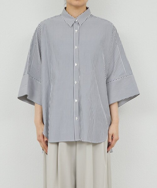 GALLARDAGALANTE（ガリャルダガランテ）の「ハーフスリーブシャツ（シャツ/ブラウス・レディース・グレイッシュベージュ/サックスブルー/ホワイト/ネイビー・FREE）」の15枚目の写真