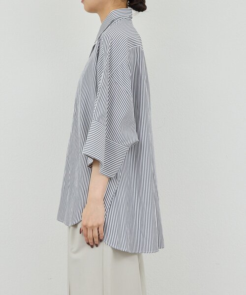 GALLARDAGALANTE（ガリャルダガランテ）の「ハーフスリーブシャツ（シャツ/ブラウス・レディース・グレイッシュベージュ/サックスブルー/ホワイト/ネイビー・FREE）」の14枚目の写真