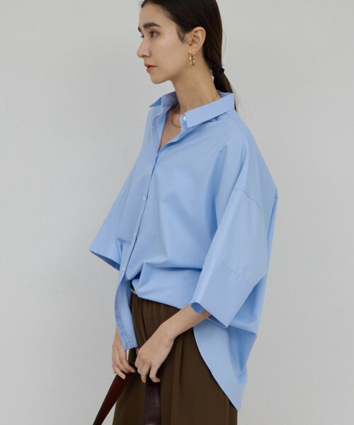 GALLARDAGALANTE（ガリャルダガランテ）の「ハーフスリーブシャツ（シャツ/ブラウス・レディース・グレイッシュベージュ/サックスブルー/ホワイト/ネイビー・FREE）」の7枚目の写真