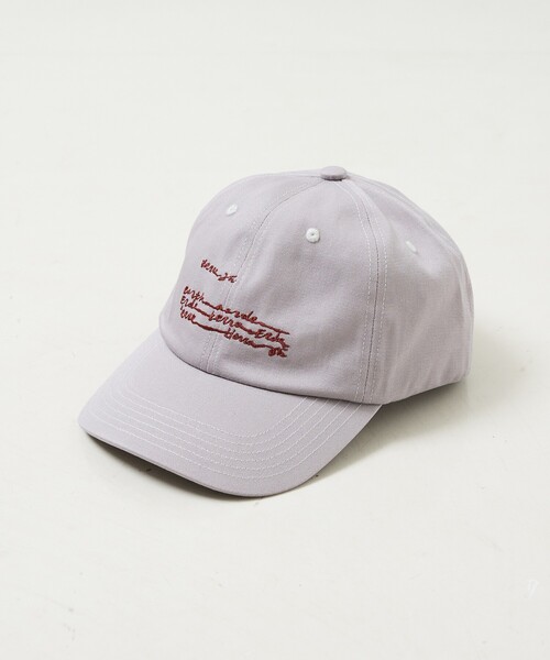 LY（エルワイ）の「【LY】Letter cap　レトロ 刺繍 ロゴ キャップ（キャップ・レディース・ライトグレー/ダークネイビー/イエロー・フリー）」の2枚目の写真