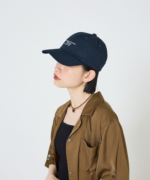 LY（エルワイ）の「【LY】Letter cap　レトロ 刺繍 ロゴ キャップ（キャップ・レディース・ライトグレー/ダークネイビー/イエロー・フリー）」の16枚目の写真