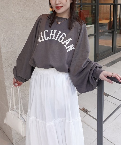 CORNERS（コーナーズ）の「MICHIGAN袖ボリュームドルマンTシャツ（スウェット・レディース・杢グレー/チャコールグレー/ネイビー/グレイッシュベージュ・FREE）」の12枚目の写真