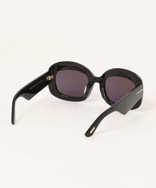 TOM FORD(トム フォード)の「【TOM FORD/トムフォード】バタフライ サングラス TF1219-F 01A(サングラス・メンズ・ブラック・FREE)」の3枚目の写真