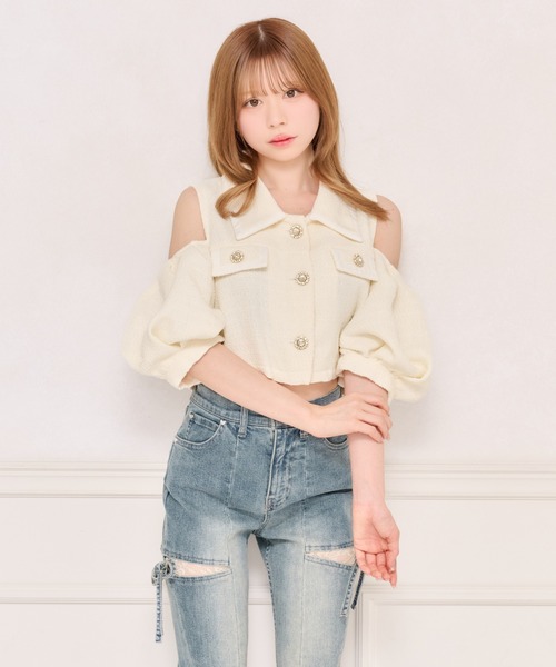 apres jour(アプレジュール)の「ビジューボタンパフスリーブツイードトップス(シャツ/ブラウス・レディース・ブラック/ライトブルー/ピンクベージュ/オフホワイト/ミント・フリー/X-LARGE)」の17枚目の写真