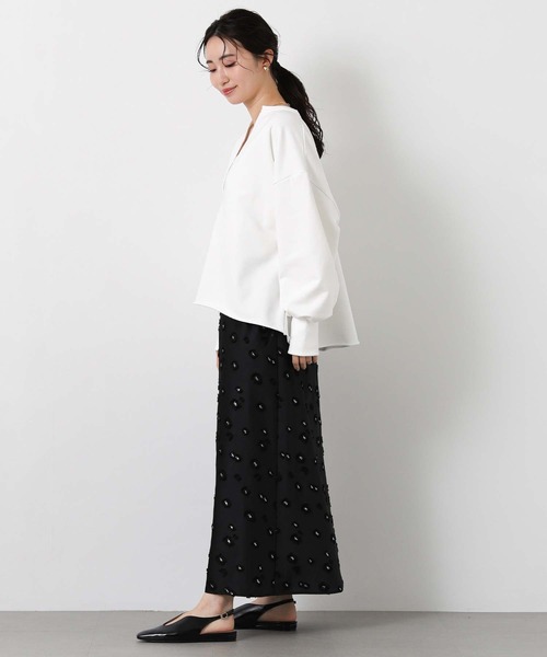 Gready Brilliant(グレディブリリアン)の「LU裏毛キーネックカットソー(Tシャツ/カットソー・レディース・グレイッシュベージュ/チャコールグレー/オフホワイト・38)」の5枚目の写真