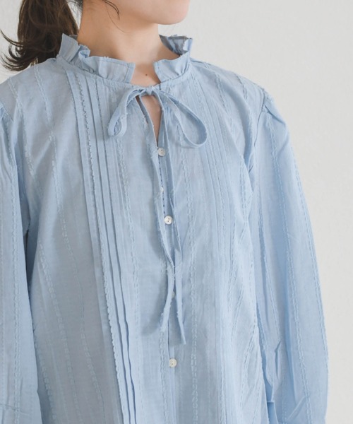 MISCH MASCH（ミッシュマッシュ）の「2026春夏新作 WEB限定 フリルカラー前リボンブラウス（シャツ/ブラウス・レディース・ホワイト/ブルー/イエロー・ﾌﾘ-）」の7枚目の写真