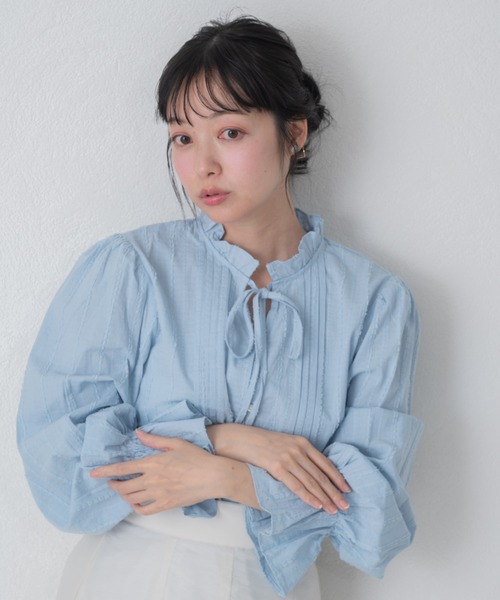 MISCH MASCH(ミッシュマッシュ)の「2026春夏新作 WEB限定 フリルカラー前リボンブラウス(シャツ/ブラウス・レディース・ホワイト/ブルー/イエロー・フリ-)」の19枚目の写真