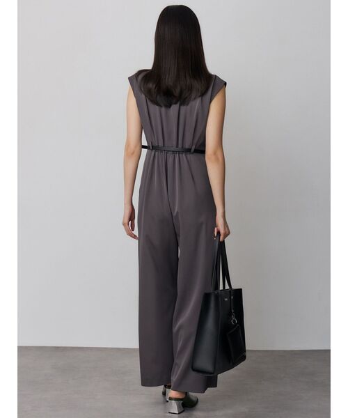 MURUA（ムルーア）の「デザインベルトワイドロンパース（つなぎ/オールインワン・レディース・ベージュ/グレー・FREE）」の8枚目の写真