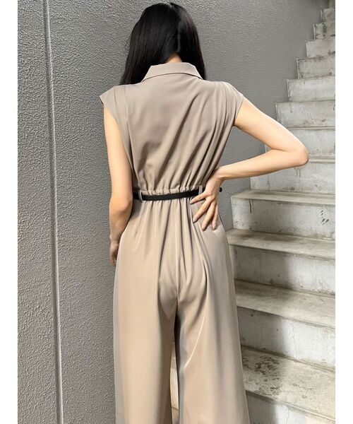 MURUA（ムルーア）の「デザインベルトワイドロンパース（つなぎ/オールインワン・レディース・ベージュ/グレー・FREE）」の16枚目の写真