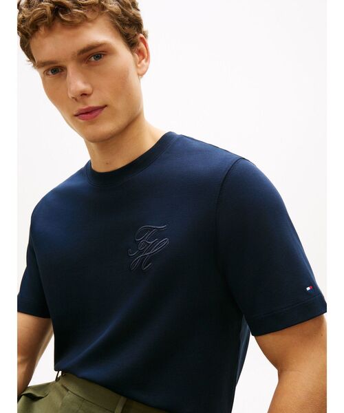 TOMMY HILFIGER（トミーヒルフィガー）の「インターロッククルーネックTシャツ（Tシャツ/カットソー・メンズ・グリーン/ホワイト/マルチ・SMALL/MEDIUM/LARGE/X-LARGE）」の5枚目の写真
