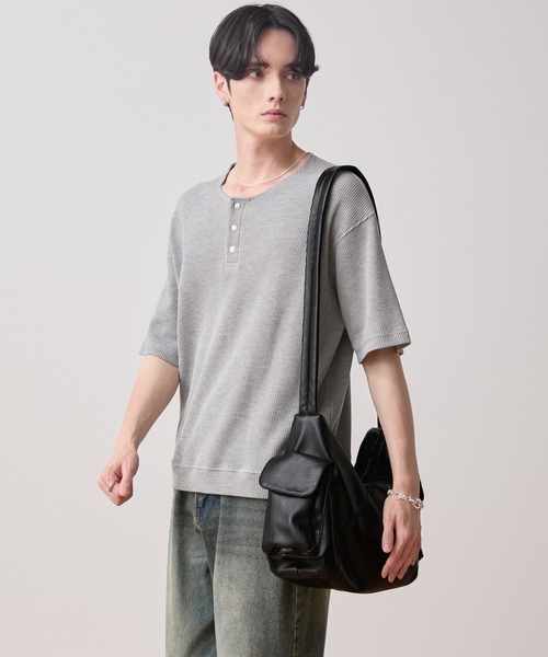 LUENNA(ルエナ)の「【LUENNA】Loose Big Shoulder Bag / ルーズビッグショルダーバッグ(ショルダーバッグ・メンズ・ブラック・FREE)」の7枚目の写真
