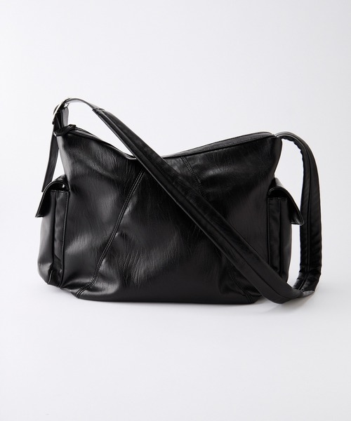 LUENNA(ルエナ)の「【LUENNA】Loose Big Shoulder Bag / ルーズビッグショルダーバッグ(ショルダーバッグ・メンズ・ブラック・FREE)」の14枚目の写真