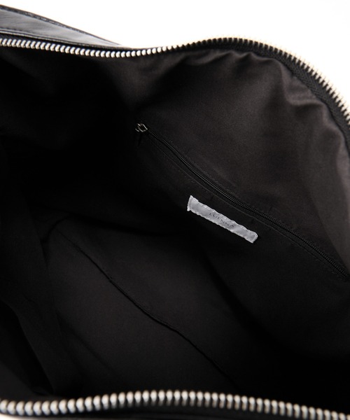 LUENNA(ルエナ)の「【LUENNA】Loose Big Shoulder Bag / ルーズビッグショルダーバッグ(ショルダーバッグ・メンズ・ブラック・FREE)」の22枚目の写真