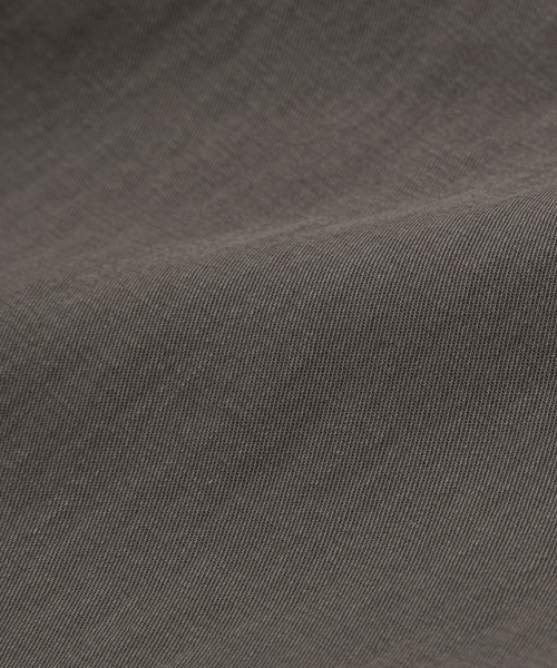 LETTERCOMO（レテルコモ）の「エッセンシャルテンセルシャツチャコール（シャツ/ブラウス・レディース・その他・MEDIUM/LARGE）」の6枚目の写真