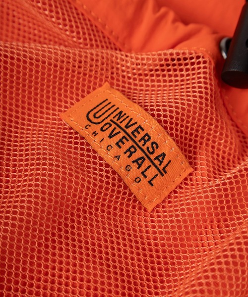 UNIVERSAL OVERALL(ユニバーサルオーバーオール)の「【94】【UNIVERSAL OVERALL/ユニバーサルオーバーオール】ワンポイントロゴ メッシュポケット ナイロン ナップサック/2L(バックパック/リュック・メンズ・モカ/オレンジ/ブラック・FREE)」の9枚目の写真