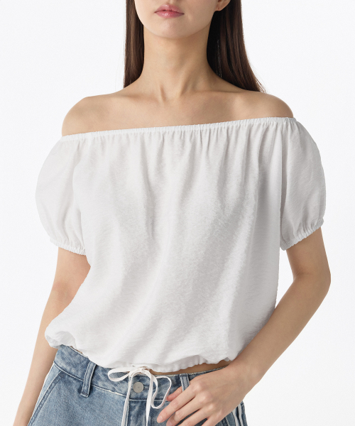 MUSINSA STANDARD WOMAN（ムシンサスタンダードウーマン）の「ウィメンズバリアブルオフショルダー半袖ブラウス[ホワイト]（シャツ/ブラウス・レディース・その他・X-SMALL/SMALL/MEDIUM/LARGE）」の4枚目の写真
