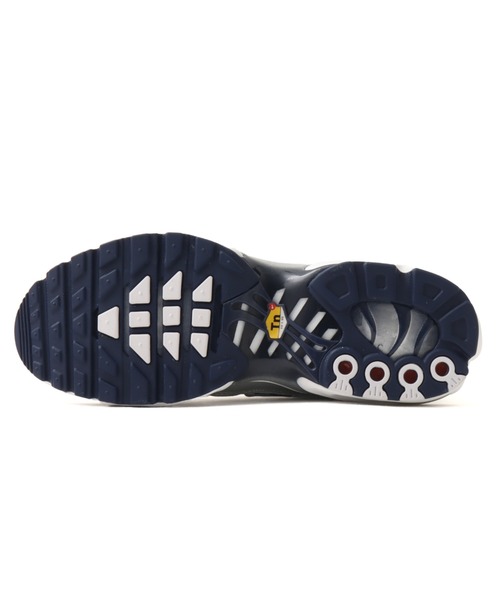 NIKE(ナイキ)の「NIKE WMNS AIR MAX PLUS / ナイキ ウィメンズ エア マックス プラス 【SP】(スニーカー・レディース・ホワイト・24.0cm/24.5cm/25.0cm/25.5cm/26.0cm/26.5cm/27.0cm/27.5cm/28.0cm/28.5cm/29.0cm)」の2枚目の写真
