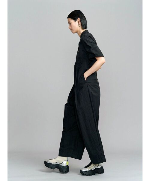 UN3D.（アンスリード）の「TRIANGLE TUCK STITCH AIO / トライアングルタックステッチオールインワン（つなぎ/オールインワン・レディース・グレー/ブラック・38/36）」の15枚目の写真