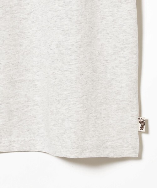 BEAMS T(ビームスティー)の「【別注】WGN / Global Broadcast T-shirt(Tシャツ/カットソー・メンズ・ライトグレー・L/M/XL)」の4枚目の写真