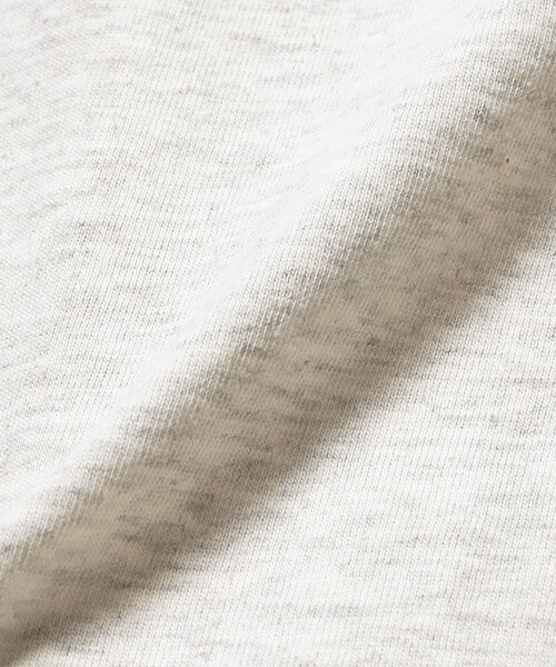 BEAMS T(ビームスティー)の「【別注】WGN / Global Broadcast T-shirt(Tシャツ/カットソー・メンズ・ライトグレー・L/M/XL)」の6枚目の写真