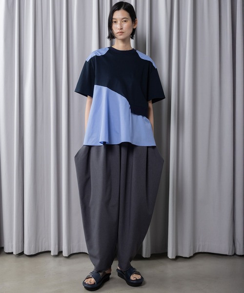 MARECHAL TERRE(マルシャルテル)の「【接触冷感機能付き】Aラインコンビネーショントップス(Tシャツ/カットソー・レディース・オフホワイト/ライトグレー/ブラック/ネイビー・MEDIUM)」の10枚目の写真