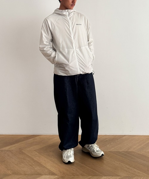 CANAL JEAN(キャナルジーン)の「Marmot Super Light Remote Jacket(ナイロンジャケット・レディース・オフホワイト/ネイビー・LARGE/MEDIUM/SMALL)」の8枚目の写真