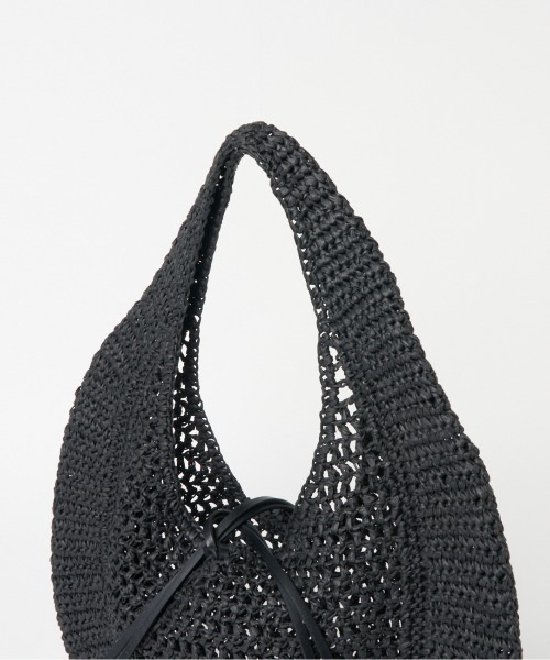 GIANNI CHIARINI(ジャンニ キアリーニ)の「【GIANNI CHIARINI / ジャンニキアリーニ 】NEFELI ONE SHOULDER(ショルダーバッグ・レディース・ブラック/オリーブ・FREE)」の6枚目の写真