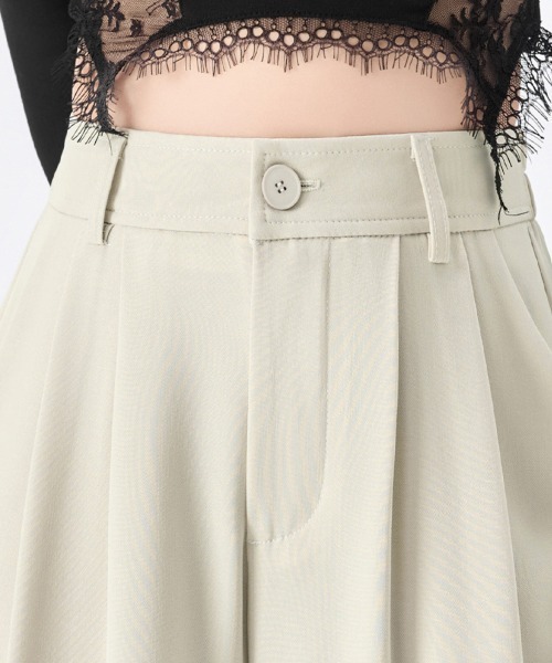 ONEP STAR(ワンピスター)の「ワイドシルエットタック入りパンツ(その他パンツ・レディース・ブラック/ライトベージュ/グレー・X-LARGE/LARGE/SMALL/MEDIUM)」の10枚目の写真