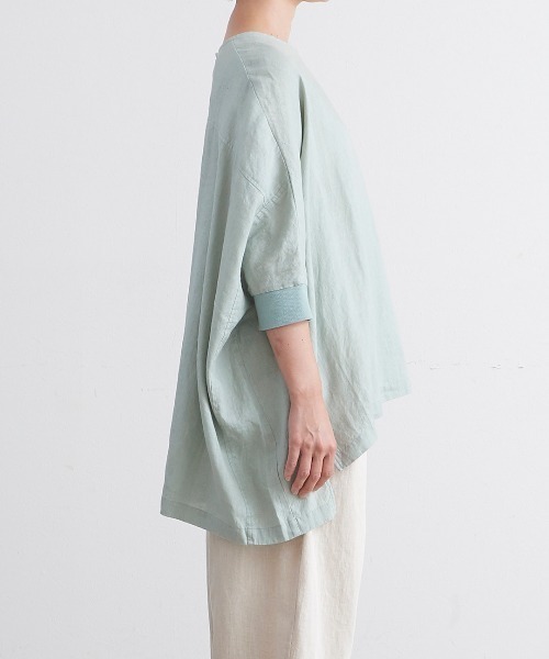 HEAVENLY(ヘブンリー)の「【 HEAVENLY / ヘブンリー 】Linen Back Button Big Pullover 2613032 DLI(シャツ/ブラウス・レディース・ライトグリーン/ブルー/オフホワイト/ブラック・FREE)」の11枚目の写真