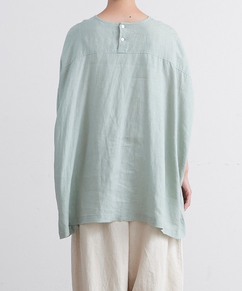 HEAVENLY(ヘブンリー)の「【 HEAVENLY / ヘブンリー 】Linen Back Button Big Pullover 2613032 DLI(シャツ/ブラウス・レディース・ライトグリーン/ブルー/オフホワイト/ブラック・FREE)」の10枚目の写真