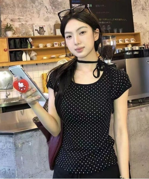 ViViDAY(ビビデー)の「襟リボン ドット柄半袖tシャツ(Tシャツ/カットソー・レディース・ブラック/オフホワイト・M)」の8枚目の写真
