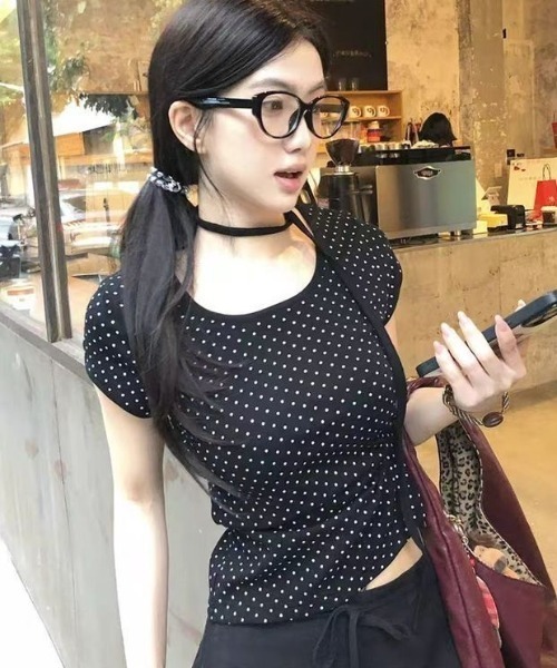 ViViDAY(ビビデー)の「襟リボン ドット柄半袖tシャツ(Tシャツ/カットソー・レディース・ブラック/オフホワイト・M)」の10枚目の写真