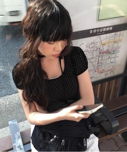 ViViDAY(ビビデー)の「襟リボン ドット柄半袖tシャツ(Tシャツ/カットソー・レディース・ブラック/オフホワイト・M)」の14枚目の写真