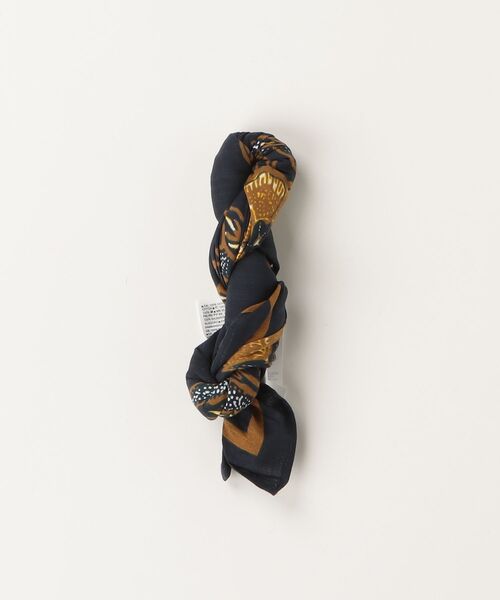 Banana Republic(バナナリパブリック)の「コットンバンダナ(バンダナ/スカーフ・メンズ・ベージュ/ブルー・ONE SIZE)」の3枚目の写真