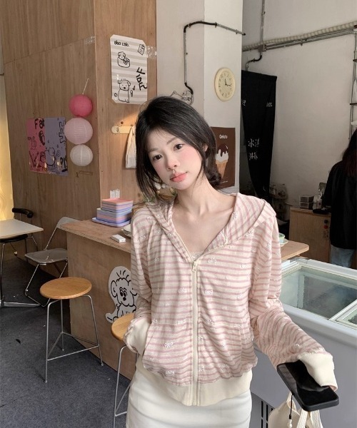 Ritzy（リッツィー）の「ボーダー柄　リボン刺繍パーカー（パーカー・レディース・ピンク・S/M/L）」の8枚目の写真