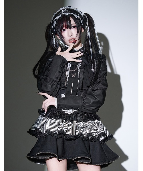 Grrr the Lipper(ガルルザリッパー)の「『Grrr the Lipper/ガルル・ザ・リッパー』御棘嬢園レムネちゃんの拘束吊りスカート(スカート・レディース・ブラック/ブラック×レッド・M/S)」の8枚目の写真