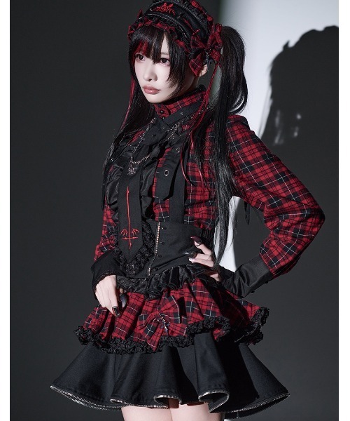 Grrr the Lipper(ガルルザリッパー)の「『Grrr the Lipper/ガルル・ザ・リッパー』御棘嬢園レムネちゃんの拘束吊りスカート(スカート・レディース・ブラック/ブラック×レッド・M/S)」の13枚目の写真