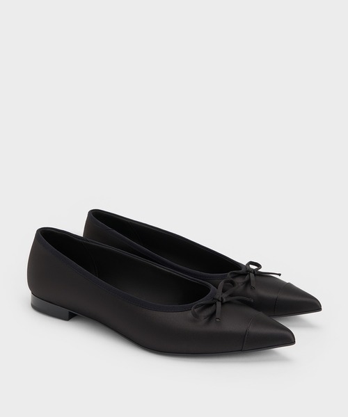CHARLES & KEITH(チャールズ & キース)の「Briella ブリエラ サテンキャップトゥ フラット(バレエシューズ・レディース・ブラック系その他2/クリーム・25cm/24.5cm/23.5cm/23cm/22.5cm/25.5cm)」の7枚目の写真
