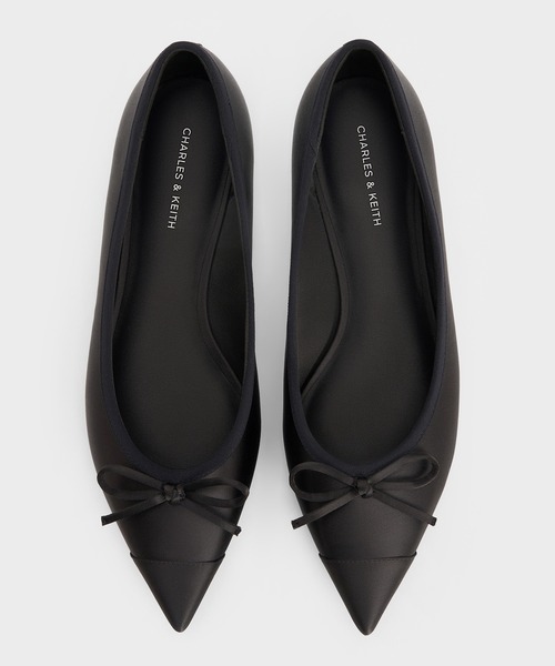 CHARLES & KEITH(チャールズ & キース)の「Briella ブリエラ サテンキャップトゥ フラット(バレエシューズ・レディース・ブラック系その他2/クリーム・25cm/24.5cm/23.5cm/23cm/22.5cm/25.5cm)」の10枚目の写真