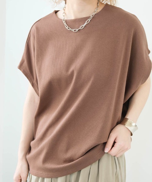 aquagarage(アクアガレージ)の「コクーンリブ半袖トップス(Tシャツ/カットソー・レディース・ブラウン/アイボリー/ブラック・FREE)」の16枚目の写真