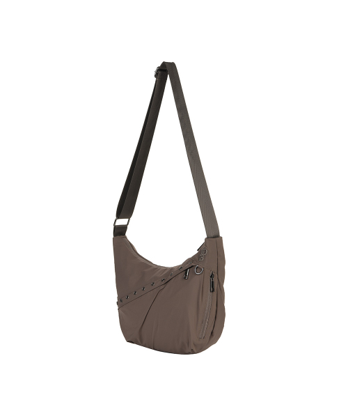 GRAIN DE BEAUTE（グランデボーテ）の「LUCE CROSS BAG [BROWN]（メッセンジャーバッグ・レディース・その他・FREE）」の2枚目の写真