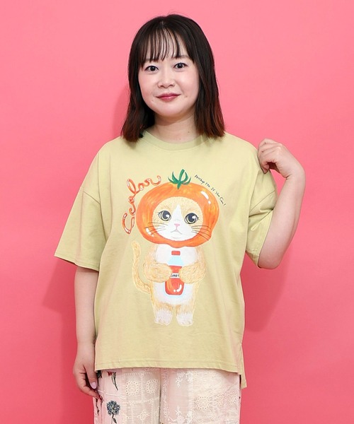 ScoLar(スカラー)の「ScoLar(スカラー) トマトにゃんこ柄プリントTシャツ(Tシャツ/カットソー・レディース・ブラック/イエロー/オフホワイト・MEDIUM)」の3枚目の写真