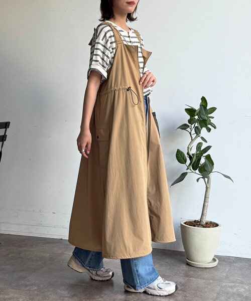 CPCM(シーピーシーエム)の「【2点セット】ストレッチナイロンパッカブルジップワンピース(ワンピース・レディース・ブラック/ベージュ/チャコールグレー・FREE)」の4枚目の写真