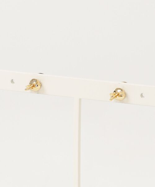 tone（トーン）の「GoldグリーンアゲートピアスSV925(OG)（ピアス（両耳用）・レディース・ゴールド・FREE）」の2枚目の写真